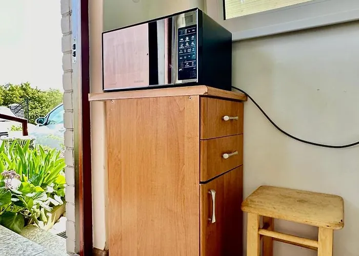 Alyvu - House Just For